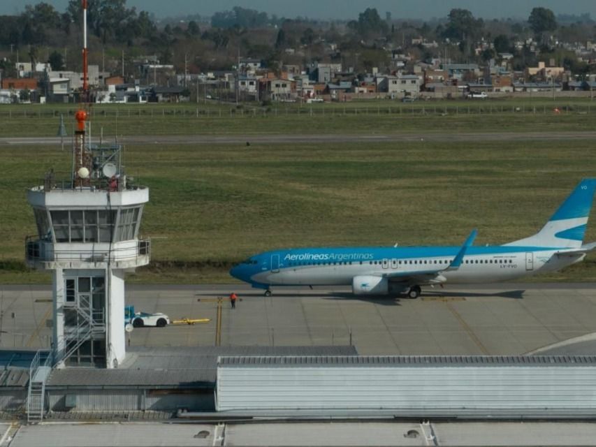 "Trabajamos para consolidar al AIR como un centro logístico, tanto para el transporte de pasajeros como para cargas", dijo Alvarado.