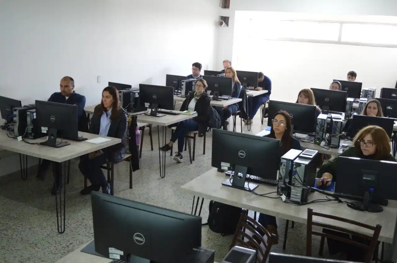 Comenzaron los cursos de Excel básico y avanzado para personal municipal