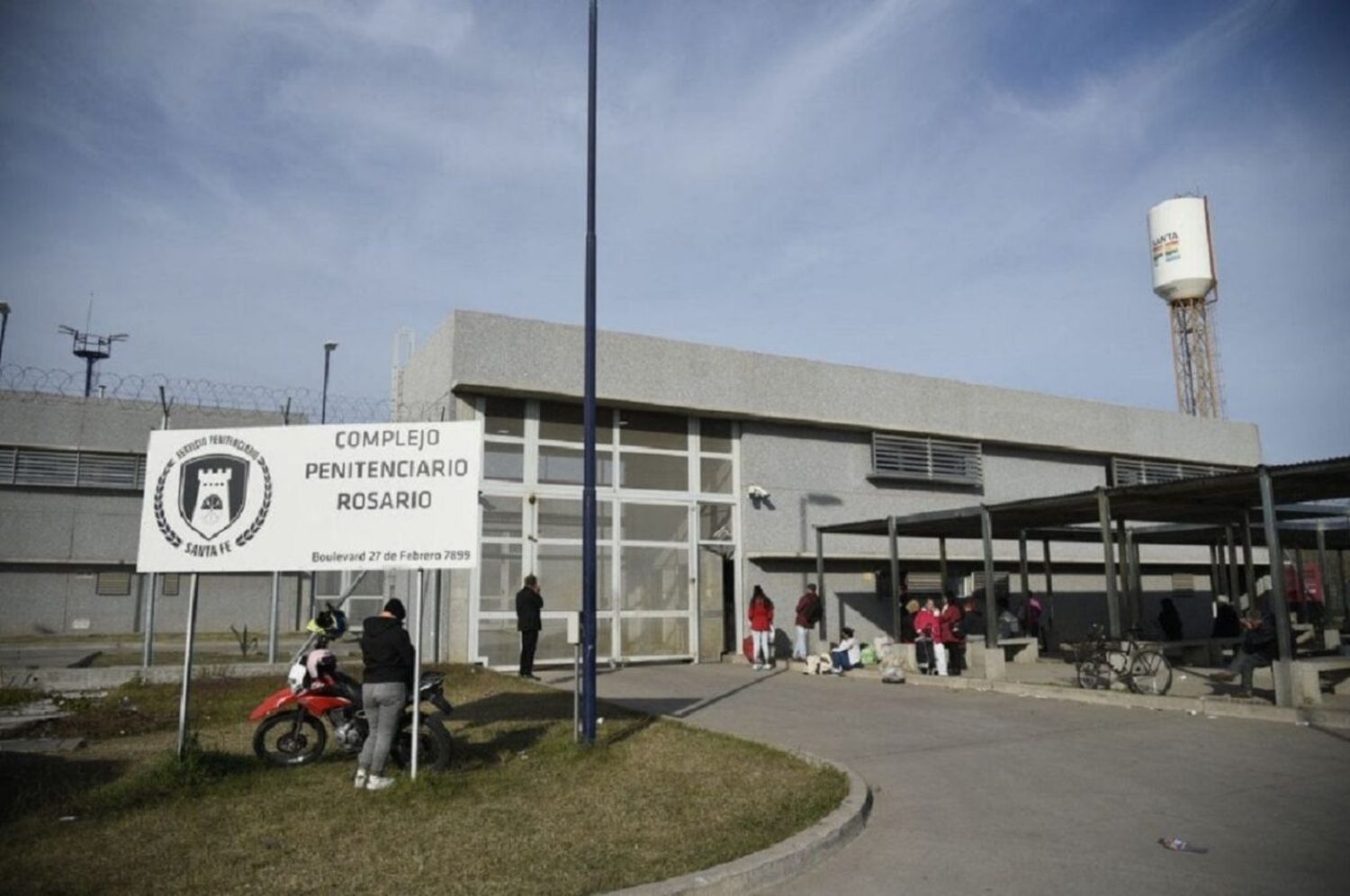 Ordenan al Servicio Penitenciario proveer agua potable a las personas alojadas en sus dependencias