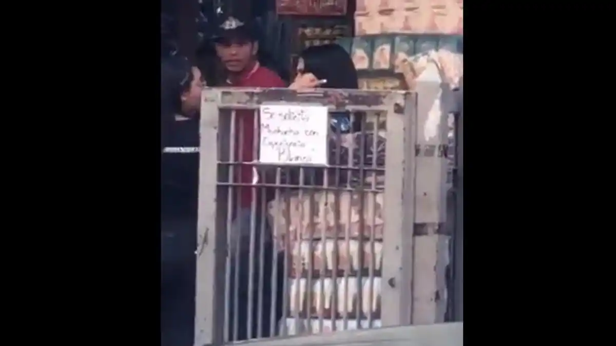 ¿DÓNDE ESTÁ LA FISCALÍA? Comerciantes chinos solicitan «muchacha con experiencia y blanca»