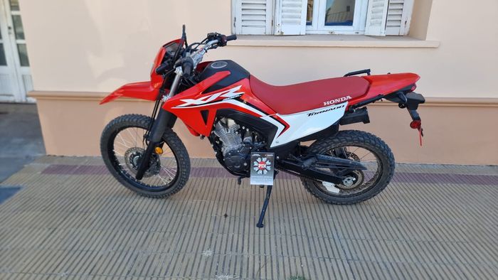 PDI DETUVO A UN HOMBRE EN CERES POR TENTATIVA DE HOMICIDIO allanamiento secuestro, celular - 5