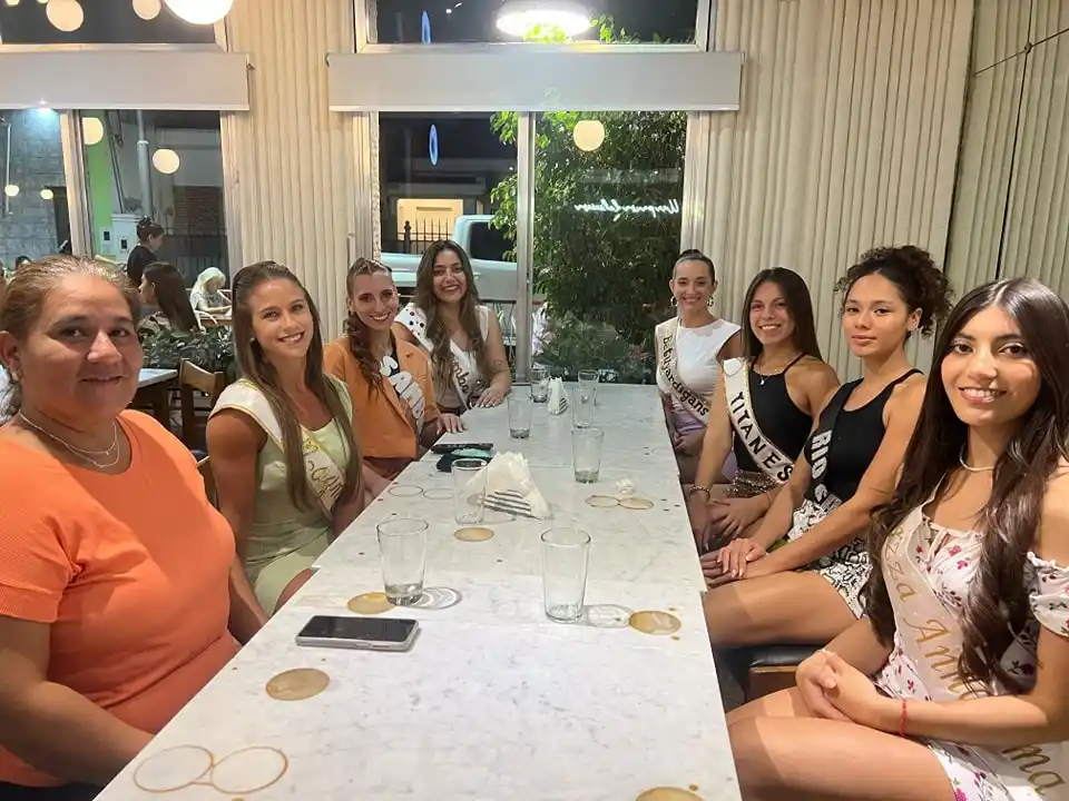 Postulantes a Representante del Carnaval 2025 realizaron un recorrido histórico por Nogoyá