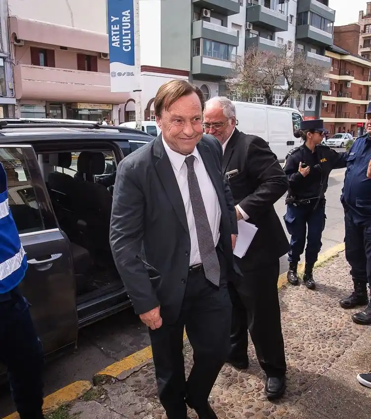 «Fueron a pedir al Municipio beneficios que no corresponden», remarcó el intendente de Paraná