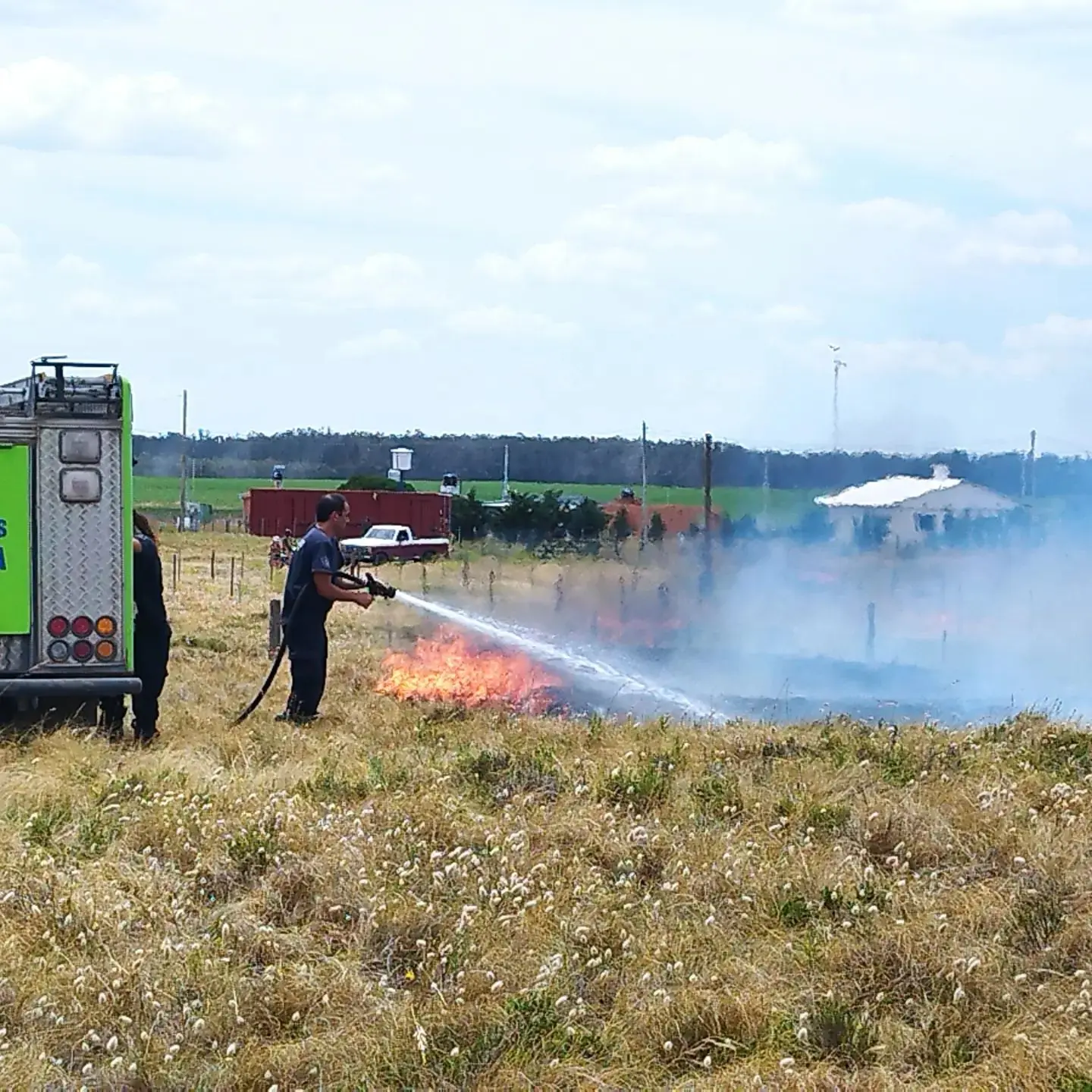 Una colilla de cigarro provocó un incendio