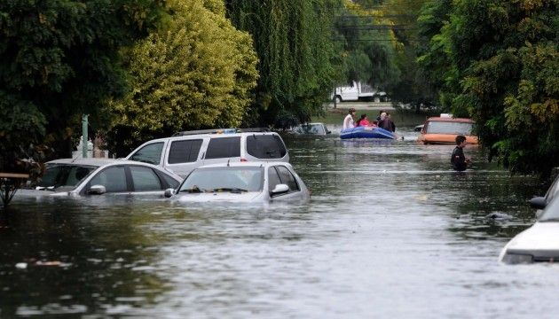 Inundación en La Plata: Damnificados marchan en reclamo de Justicia y obras