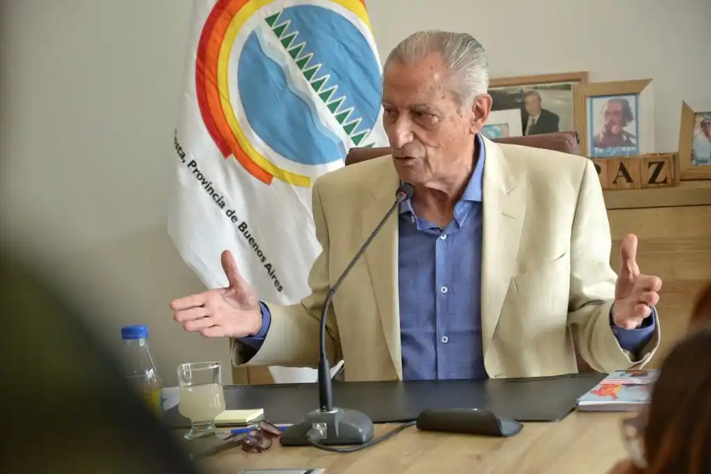 El jefe comunal de La Costa apuntó contra el gobierno de Milei