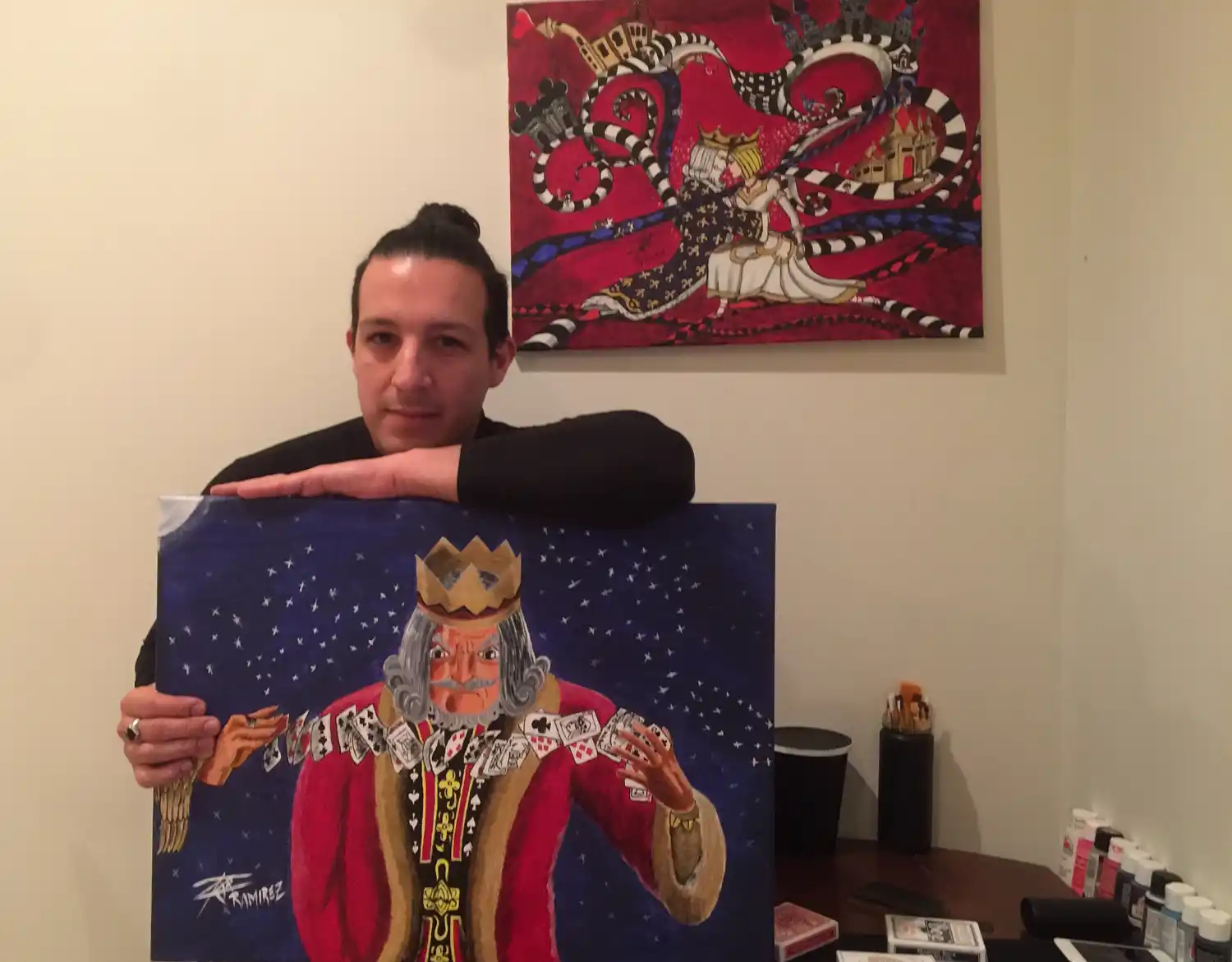  Un artista internacional pintó una obra titulada El Rey René, en homenaje al ilusionista