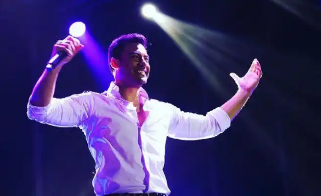 Carlos Rivera se rinde a la música de Franco de Vita