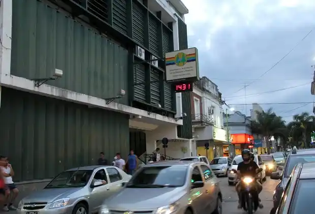 “Tres de cada diez gualeguaychuenses no llegan a pagar su boleta de luz”