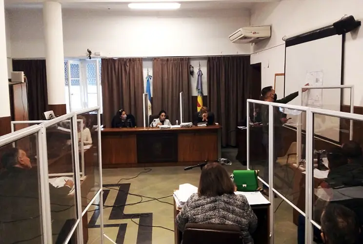 Reprograman debates para próximos meses