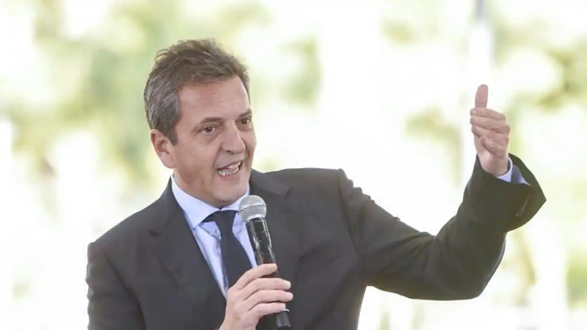 Elecciones 2023: Massa encabeza acto en Ezeiza por los 15 años de la reestatización de Aerolíneas Argentinas