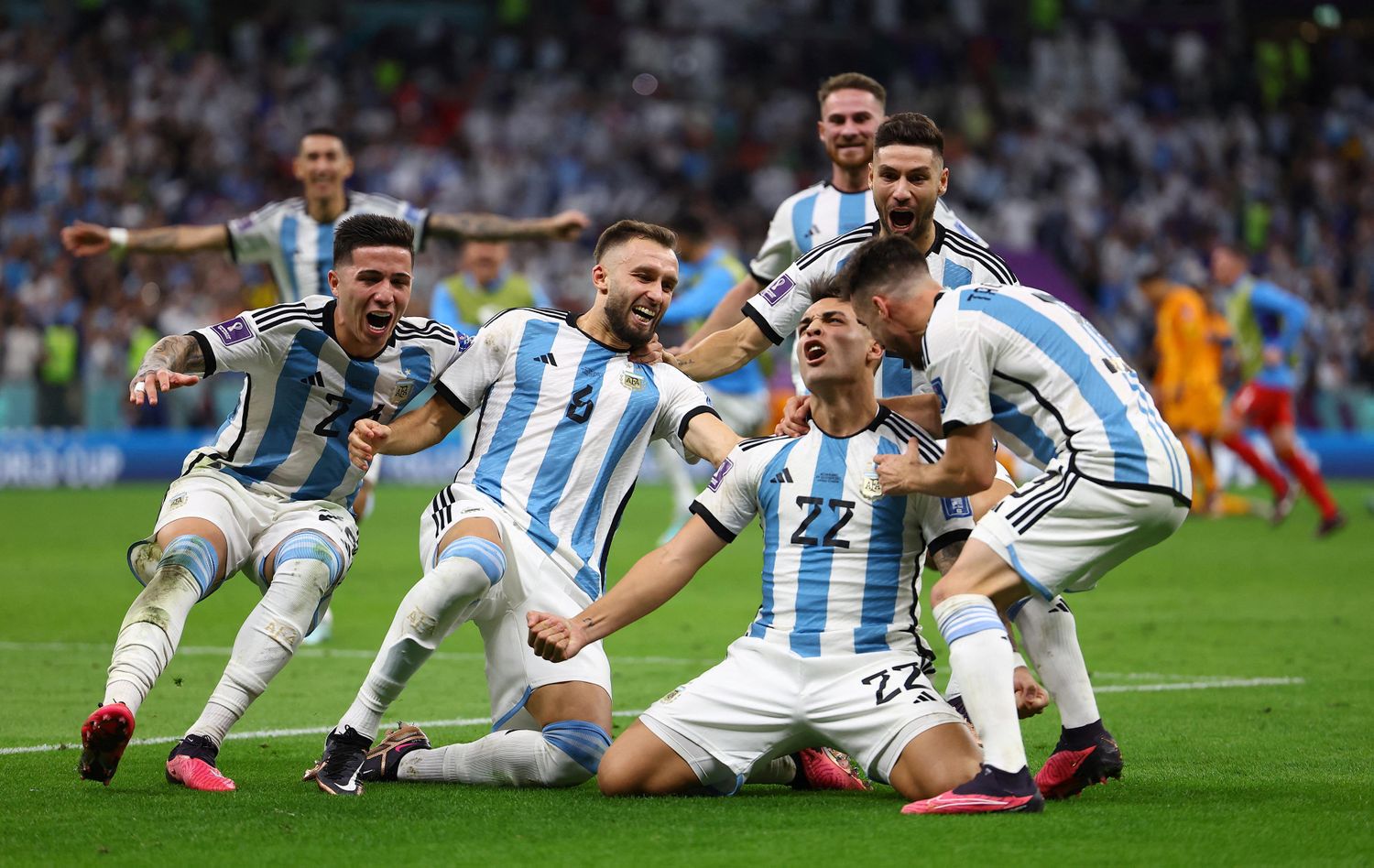 Festeja Lautaro, festeja la Selección.