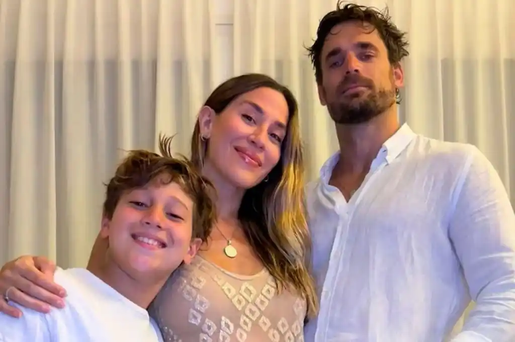 Jimena Barón junto a su familia