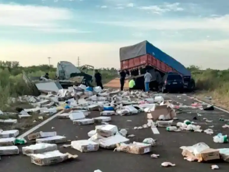 Tragedia vial en el norte entrerriano: un camionero perdió la vida en un choque múltiple