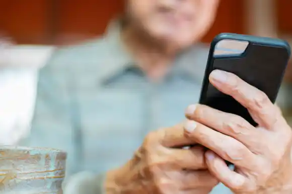 El PAMI lanzó un comunicado para advertir a sus afiliados por nuevos reclamos de estafas virtuales.