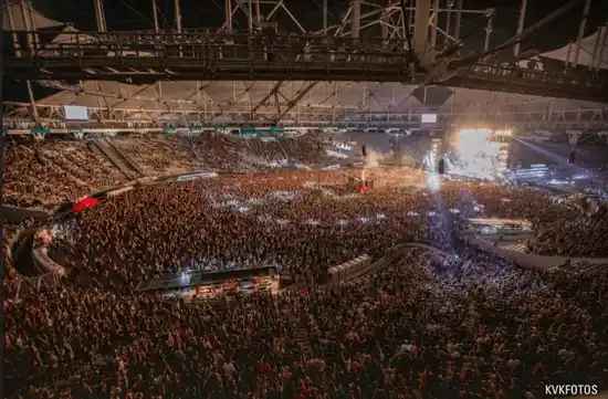 Video: Hubo incidentes en el ingreso al recital de Los fundamentalistas en La Plata