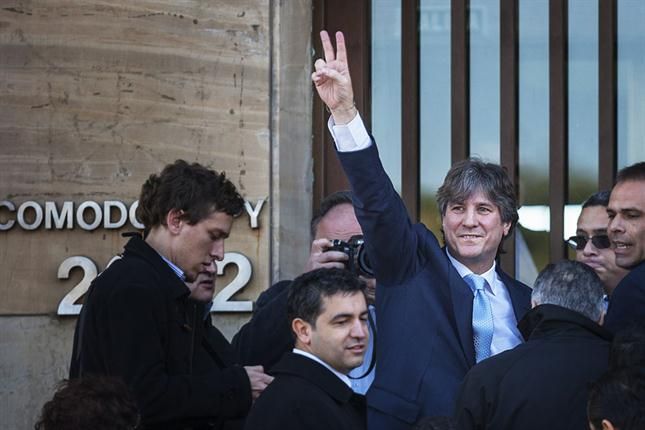 Indagan a Boudou por la supuesta falsificación de documentos de un auto