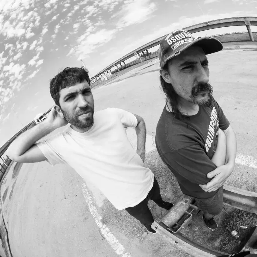 El dúo de rock-blues Camionero, se presenta el próximo viernes en La Casona
