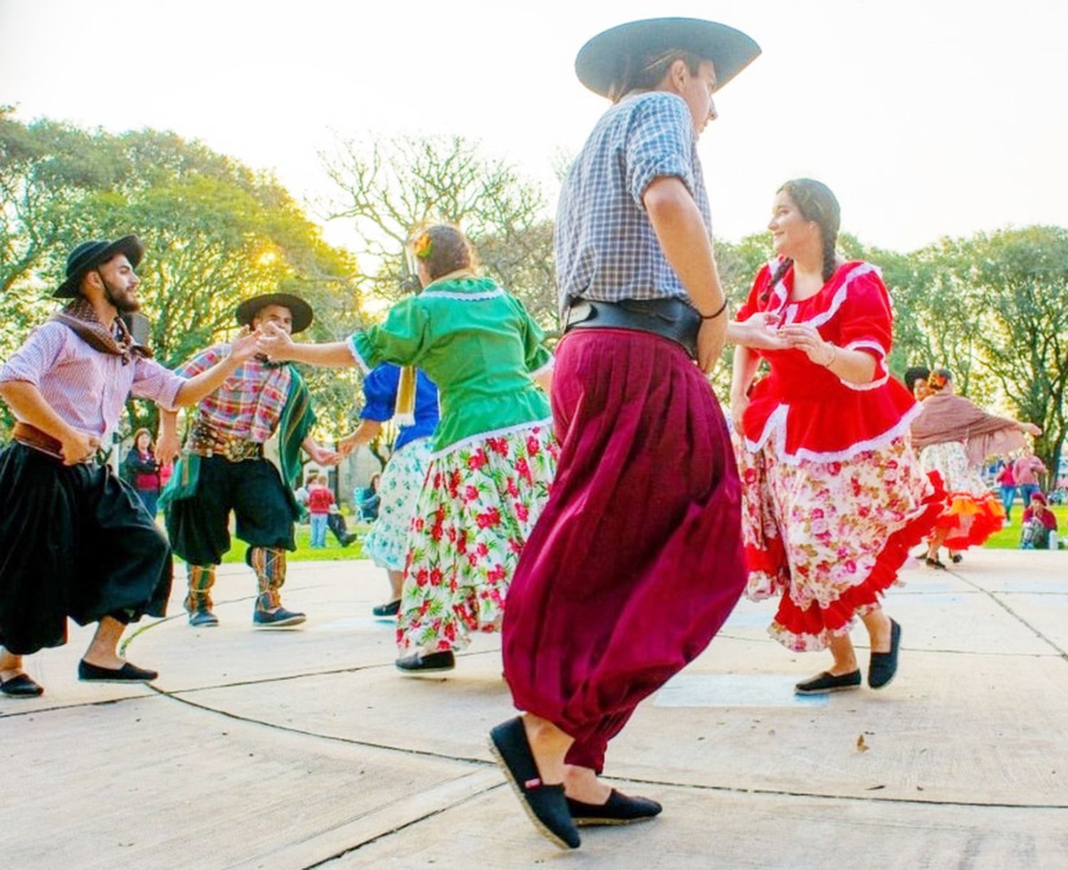 Están abiertas las inscripciones para el seminario para bailarines folklóricos