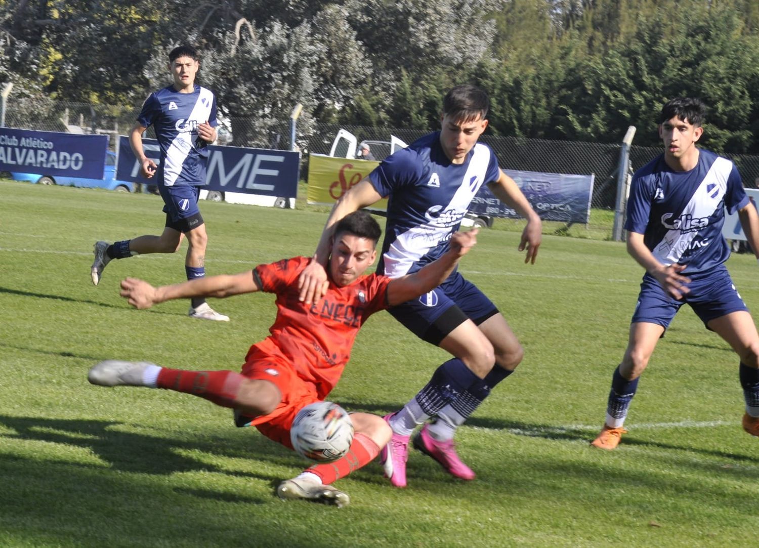 Alvarado buscará su lugar en octavos de final.