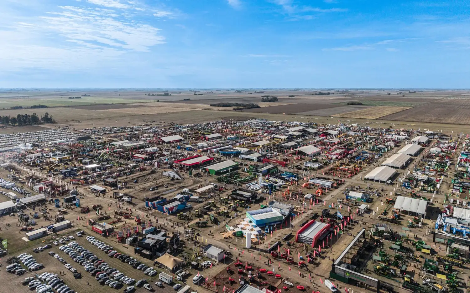 Gobierno de Santa Fe duplicó su espacio institucional y productivo en AgroActiva 2026.