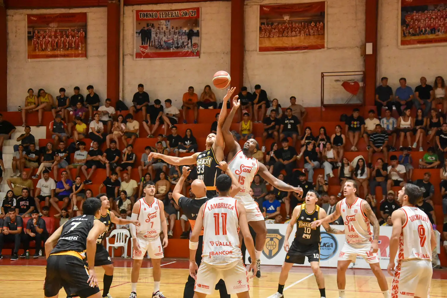 Los “Halcones Rojos” cayeron frente a Amancay.