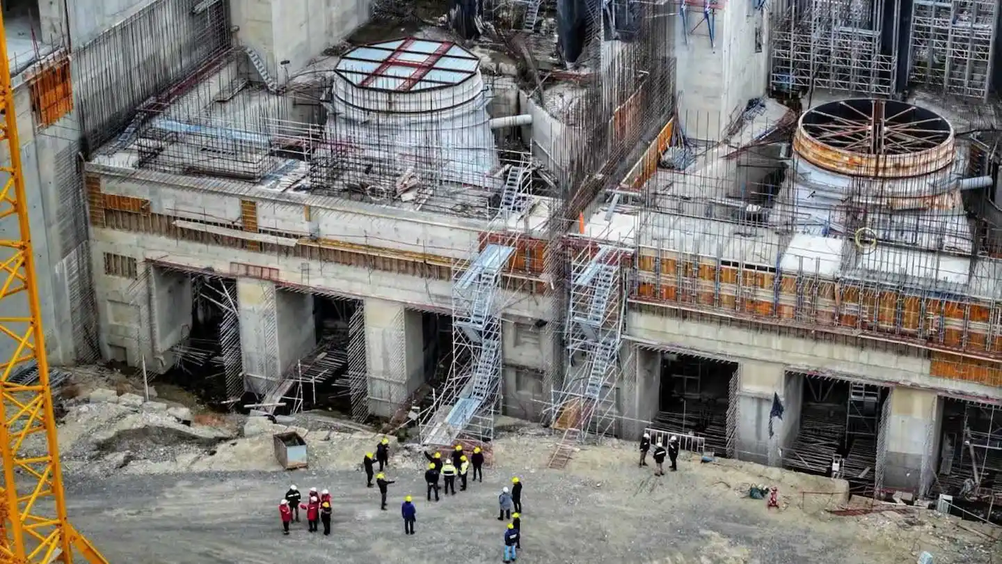 Tras dos años de parálisis, buscan reactivar la construcción de una represa en Santa Cruz financiada por China. (Foto: Facebook/Municipalidad Piedra Buena)