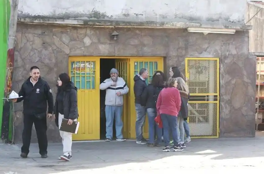 Brutal asesinato de un almacenero de 70 años