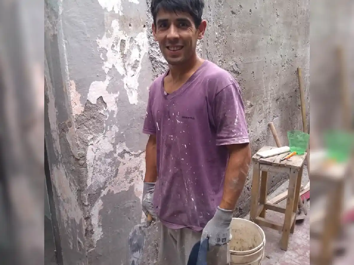 Un albañil encontró 21 mil pesos y los devolvió