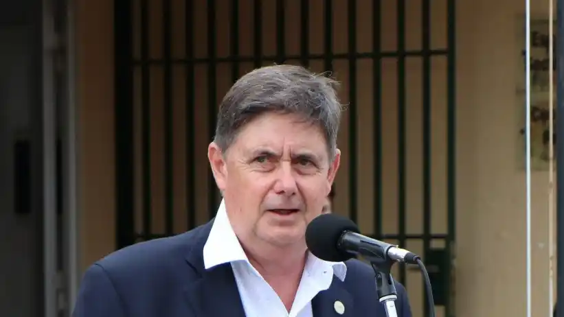 Gargaglione fue operado con éxito y extienden su licencia