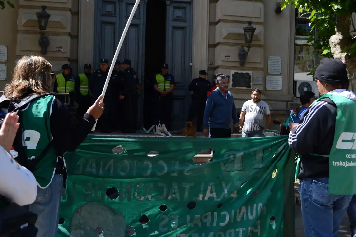 Paritaria municipal: tras más de cinco horas de reunión, no hubo acuerdo entre el Gobierno local y todos los sindicatos