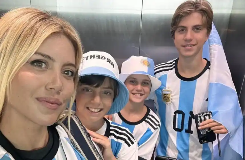 Wanda Nara viajó Qatar junto a sus hijos para ver la final del Mundial