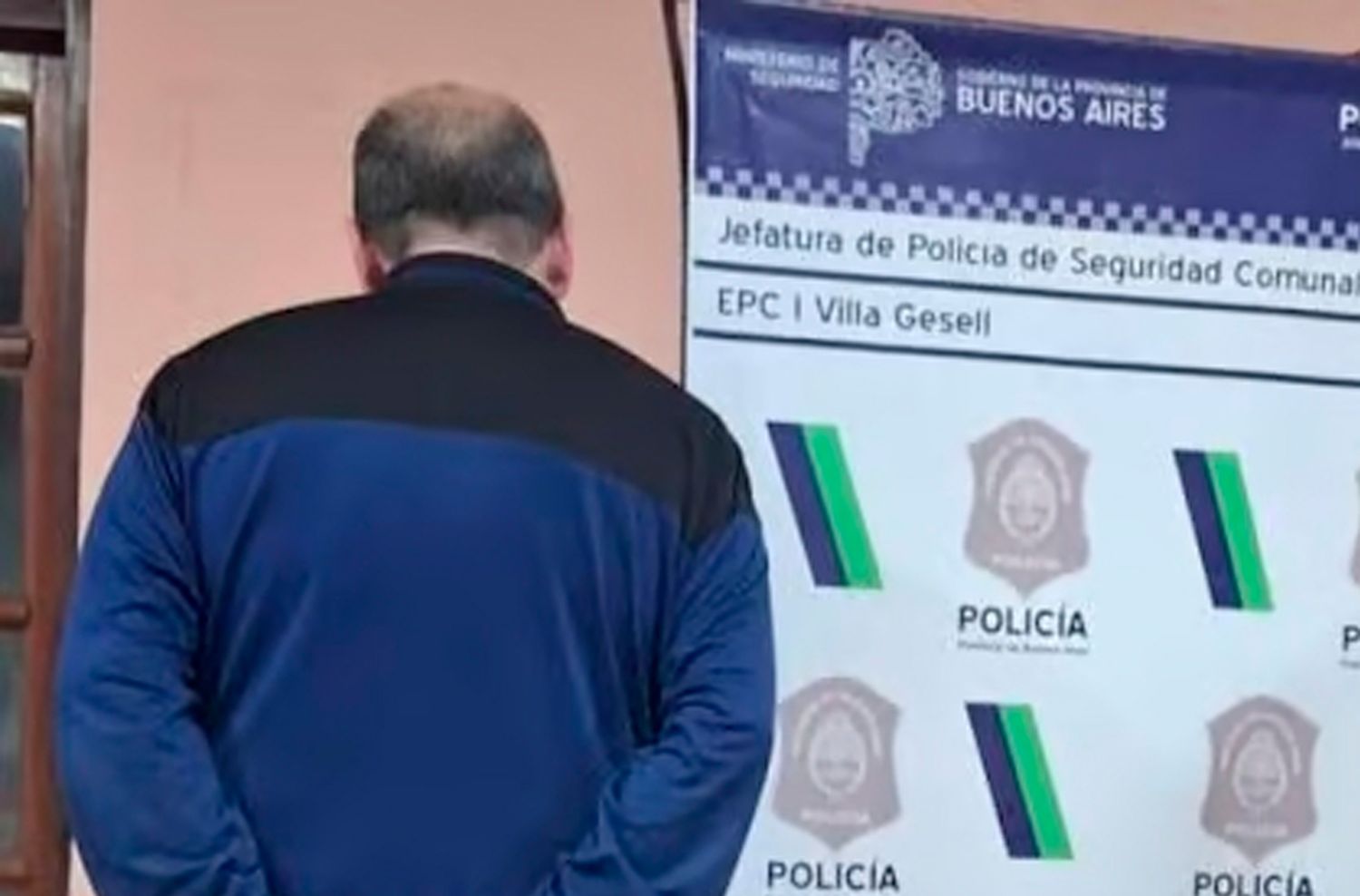 Escándalo en Villa Gesell: detuvieron a organizador de torneos de voley por filmar a nena de 10 años en un baño