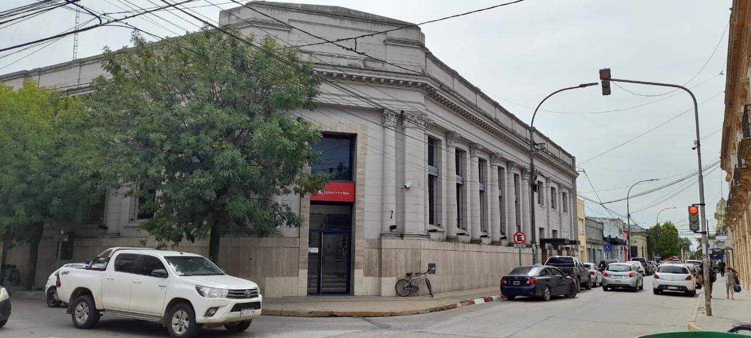 Abonan desde este martes el aguinaldo a estatales entrerrianos: el cronograma