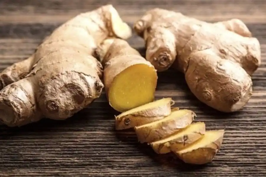 Conocido por ser un condimento de aroma y sabor picante, el jengibre tiene muchas propiedades medicinales