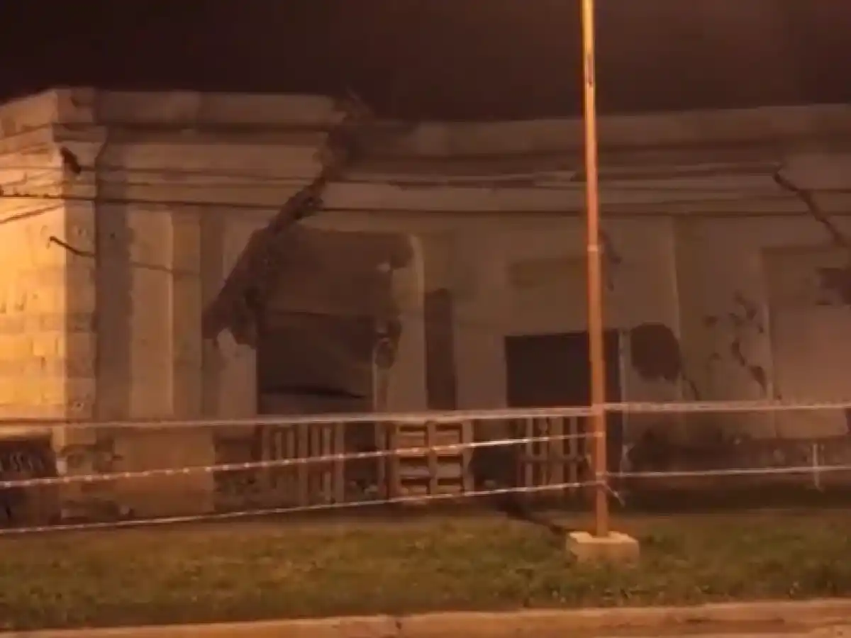 Impresionante derrumbe en Zenón Pereyra