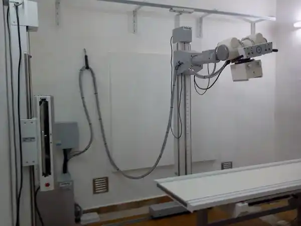 Instalan nuevos equipos de rayos de última generación 