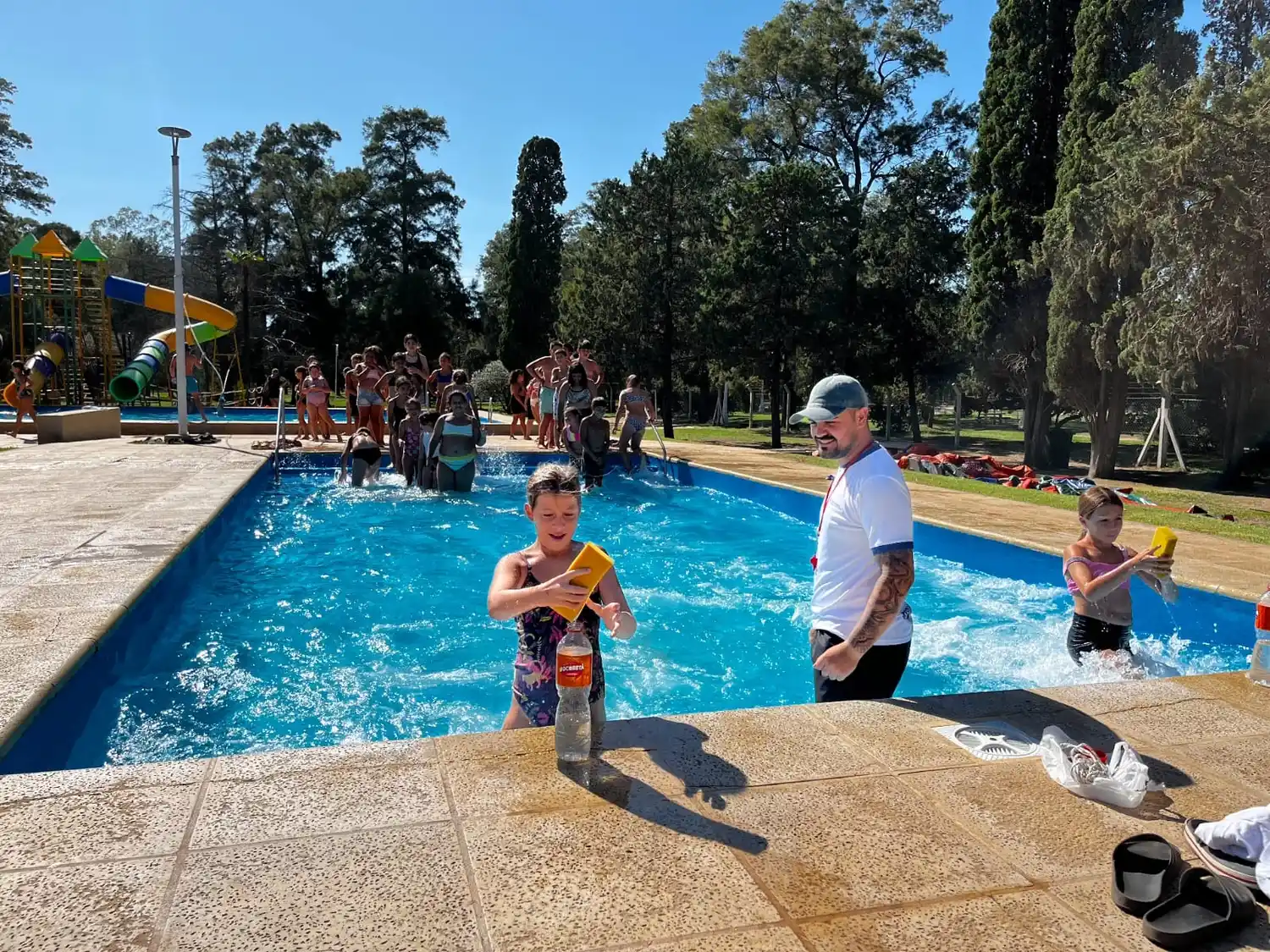 Los chicos exhibieron su felicidad a pleno en cada uno de los juegos propuestos.