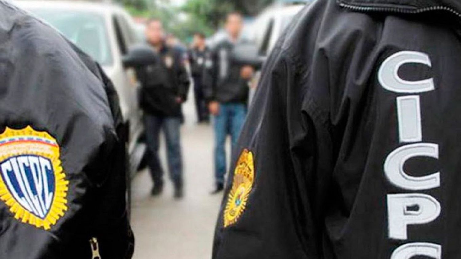 ENGAÑABAN A JOVENCITAS para obligarlas a realizar videos pornográficos: la pareja está detenida