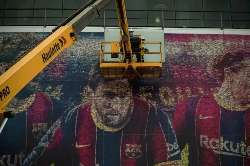 Remueven las imágenes de Messi del Camp Nou