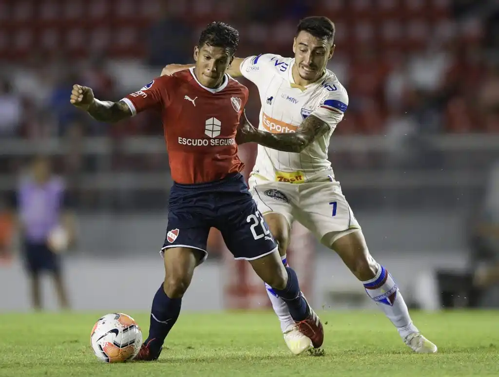 Independiente recibe a Gimnasia y a Maradona