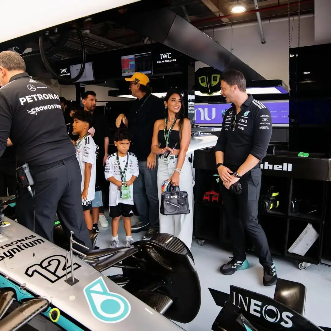 Antonela Roccuzzo f1 miami - 2