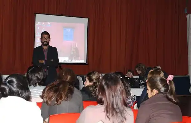 Realizaron un taller para comunicadores y periodistas sobre VIH-Sida