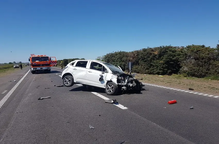 Una mujer falleció en un violento choque en la autopista Rosario-Santa Fe