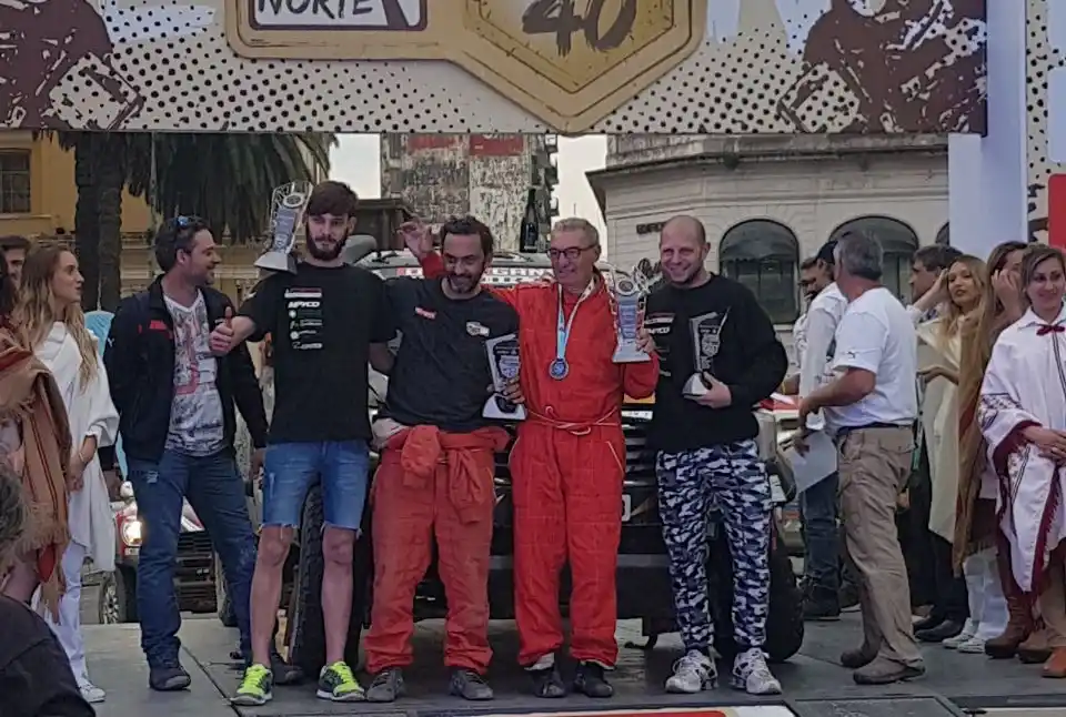 Gándara es campeón del Rally Cross Country