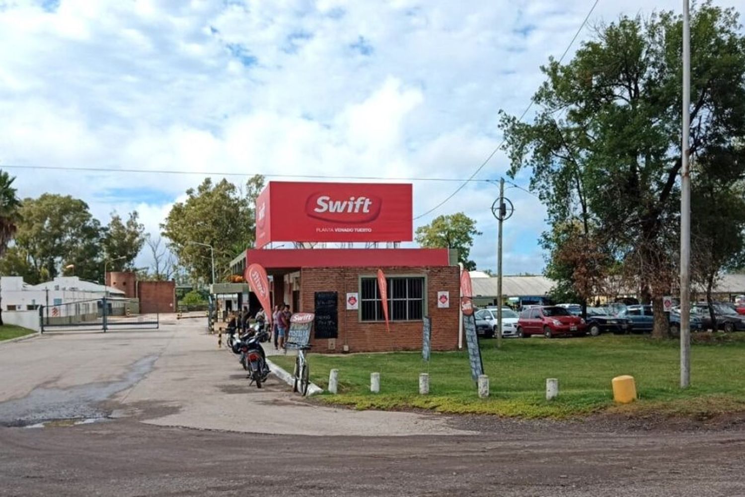 Tres menores de edad intentaron robar del frigorífico Swift: los atraparon