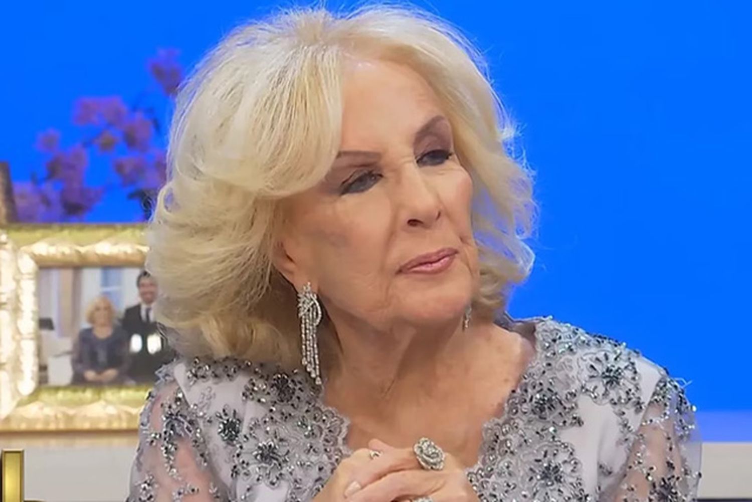 La estatua de Mirtha Legrand que generó furor y memes en las redes