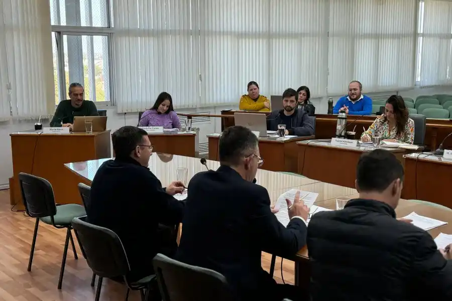 Concejales de la oposición dejaron sus impresiones ante el primer informe de gestión