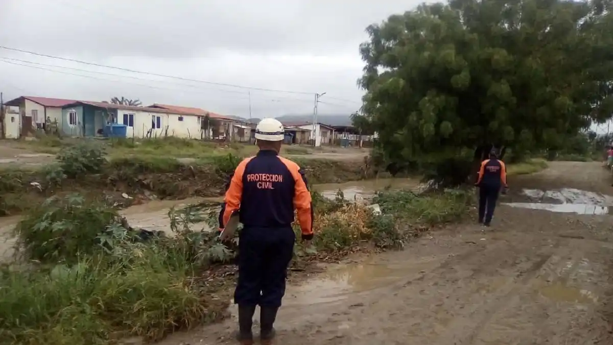 ¡BARQUISIMETO BAJO LAS AGUAS! Reportan 50 viviendas afectadas tras lluvias