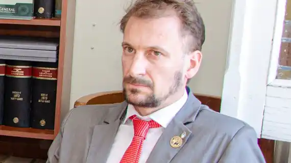 El doctor Lucas Moyano brindará una charla para fortalecer a Tandil en la prevención de ciberdelitos